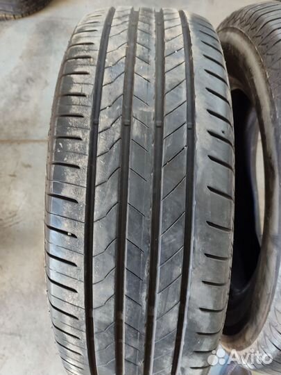 Bridgestone Alenza 001 225/65 R17