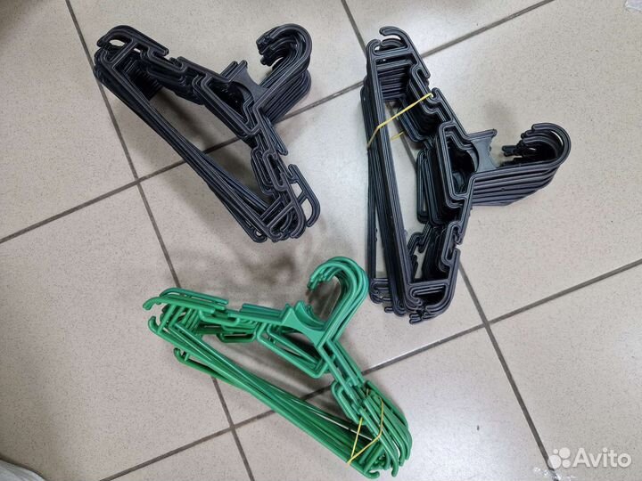 Вешалки плечики детские