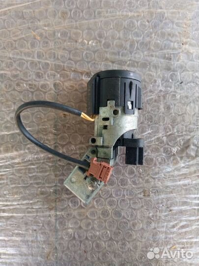 Замок зажигания Citroen Berlingo