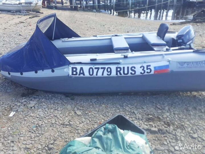 Лодка Флагман