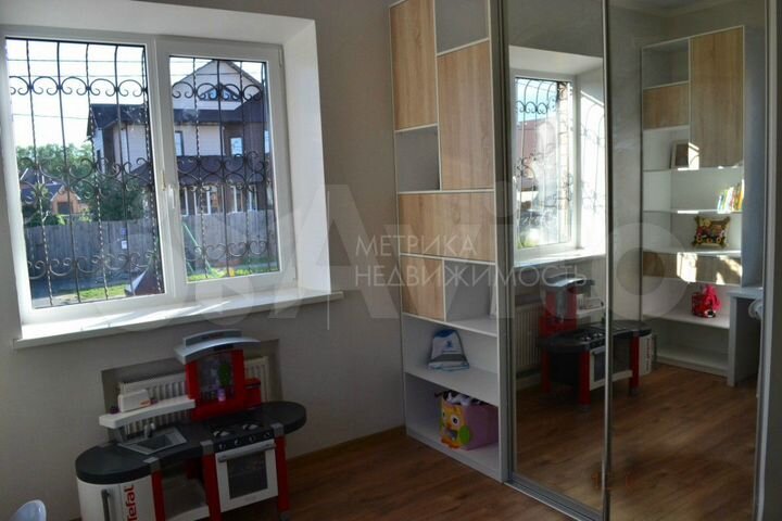 Дом 320 м² на участке 10 сот.