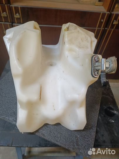 Бензобак holeshot regulmoto