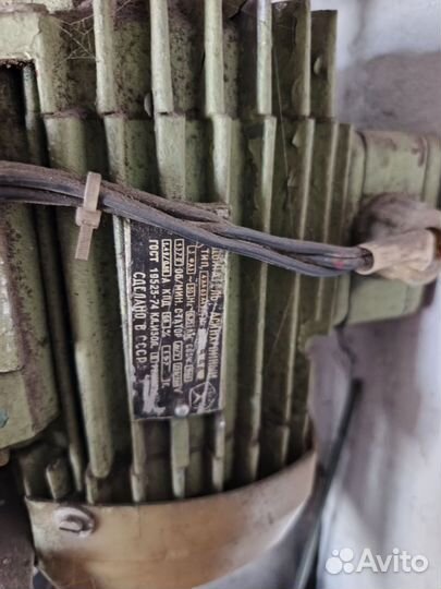 Сверлильный станок советский