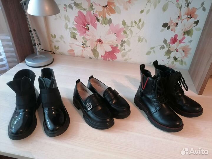 Продаю школьную обувь