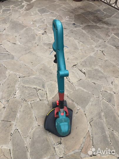 Газонокосилка электрическая