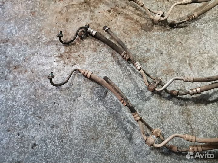 Трубки гура эгура Peugeot 308