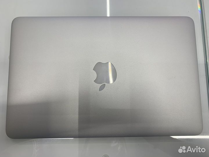 Apple MacBook Air