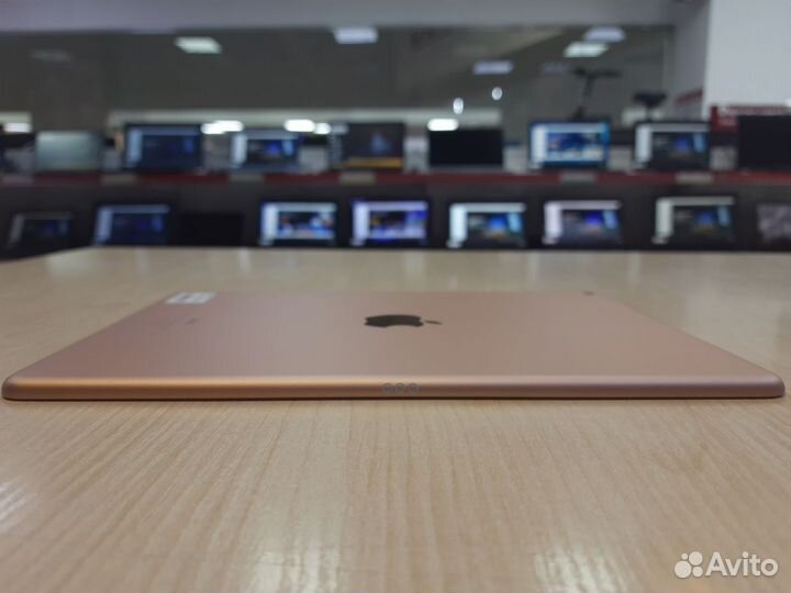 Витринный Планшет Apple iPad Air 3 2019 64Gb Золот