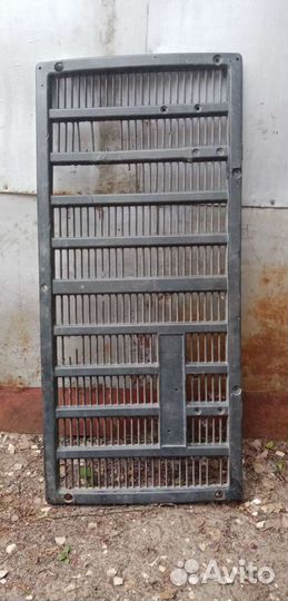 Решётка радиатора газ