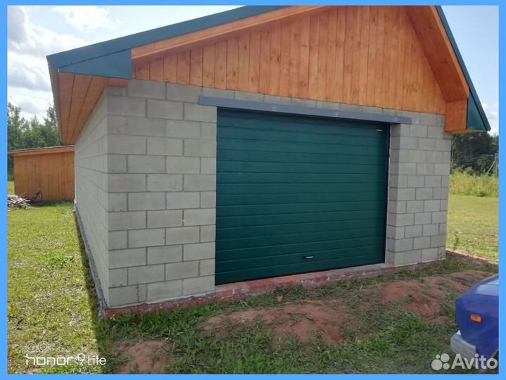 Секционные ворота