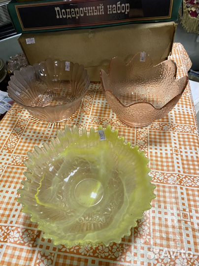 Конфетницы цветное стекло Антикварная лавка