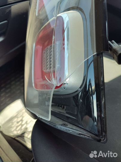 Задний правый фонарь Land Rover Range Rover