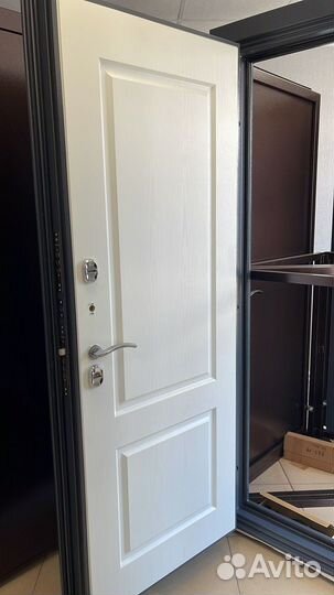 Термо-дверь. В наличии. Классика. Входная в дом