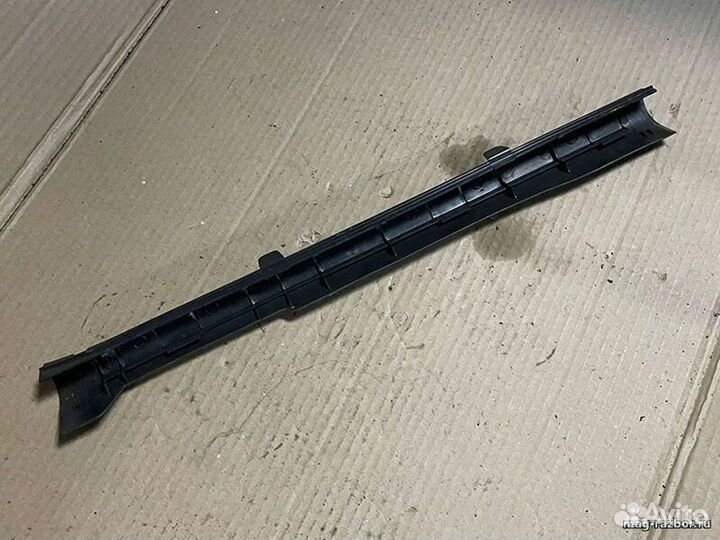 Накладка порога Toyota Passo I передняя правая