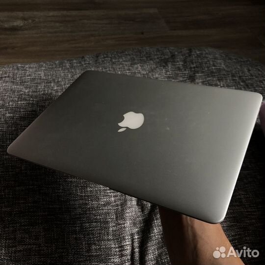 Apple MacBook Air 13