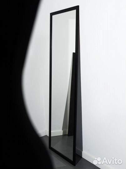 Зеркало в полный рост напольное в раме Vetro