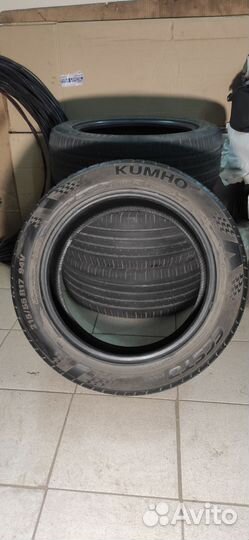 Kumho Ecsta HS81 215/55 R17 94V