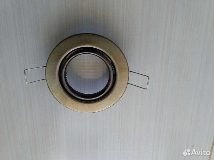 Светильник потолочный встраиваемый светодиодный