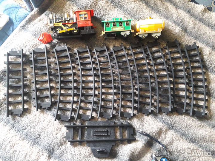 Игрушка железная дорога