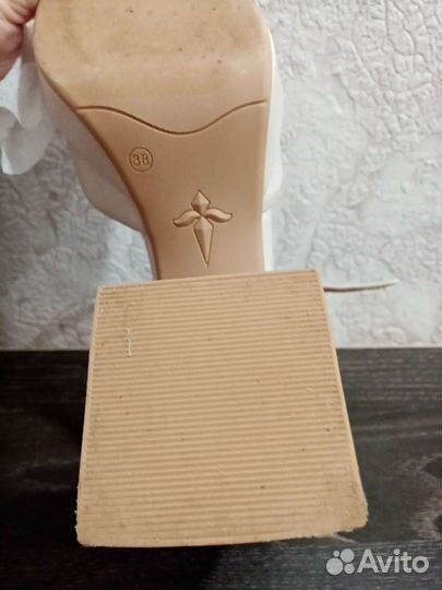 Туфли женские