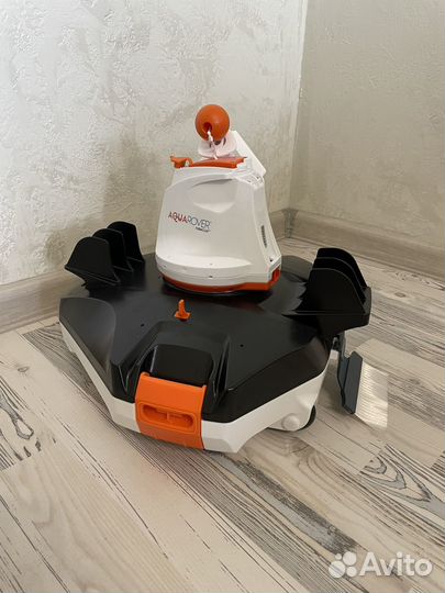 Робот пылесос для бассейна