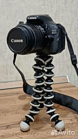 Canon EOS 600d (18-55mm) + Canon EF 50mm f/1.8 ii