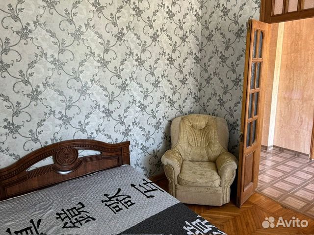 Комната 25м² в 3-к., 2/2эт