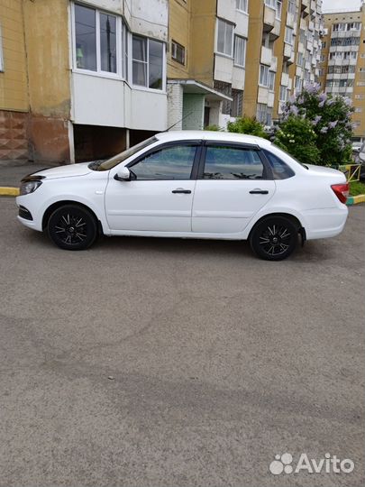 LADA Granta 1.6 МТ, 2021, 77 000 км