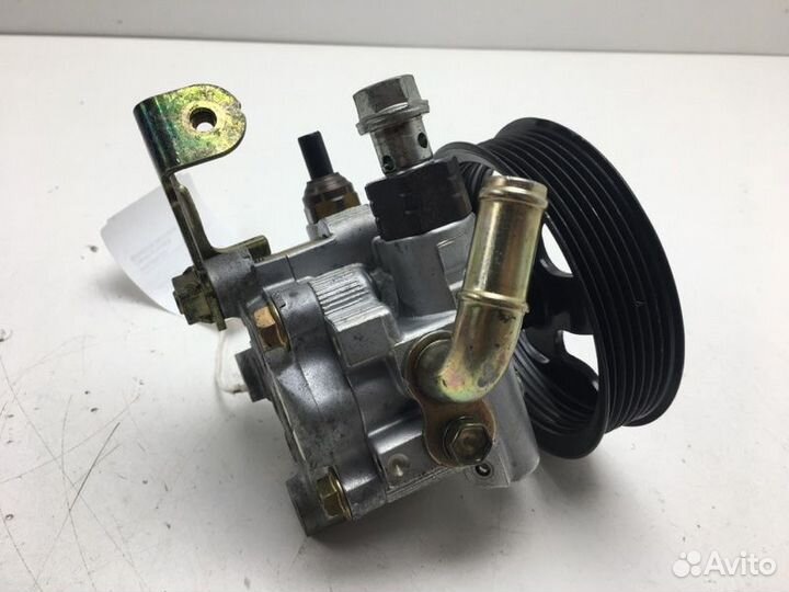 Насос гидроусилителя Toyota Caldina AZT246W 1azfse