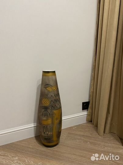 Ваза с кошкой