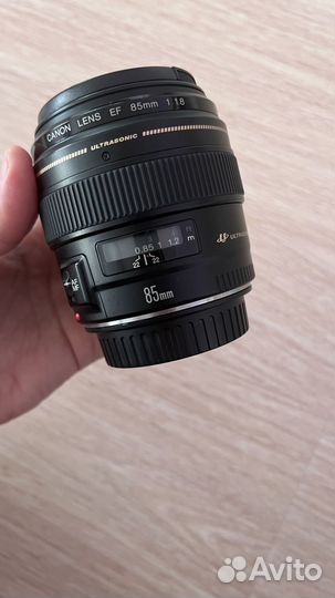 Canon Объектив EF 85 1.8
