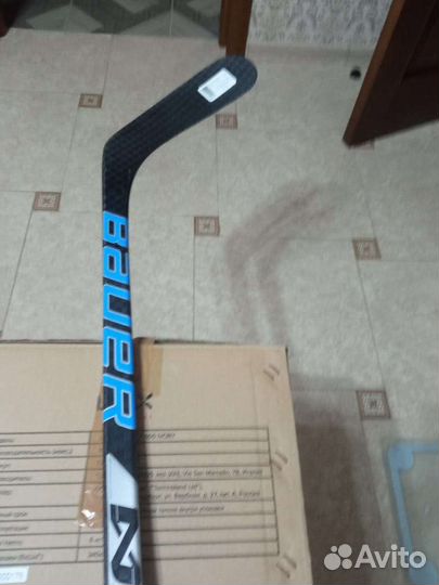 Клюшка хоккейная