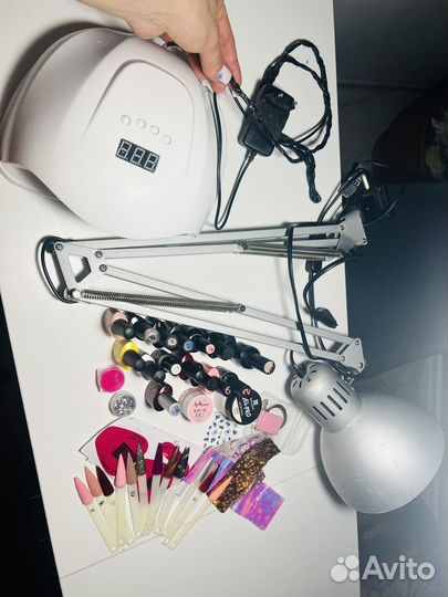 Набор для маникюра,дампа,лаки,декор