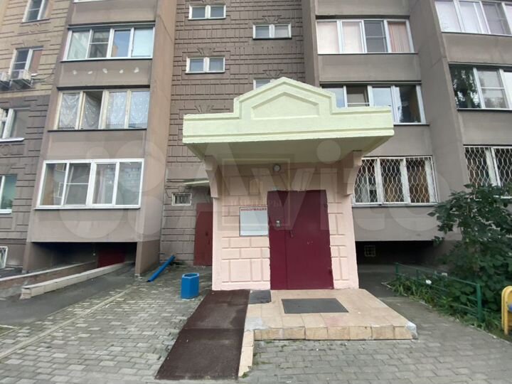 1-к. квартира, 43 м², 1/10 эт.