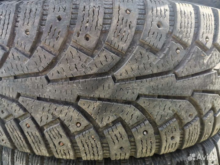 Nokian Tyres Hakkapeliitta 5 SUV 235/65 R17 108T