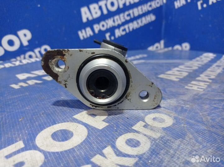 Главный тормозной цилиндр Hyundai Elantra Xd седан