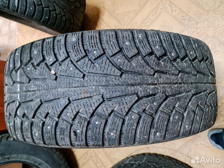 Nokian Tyres Hakkapeliitta 5 285/60 R18