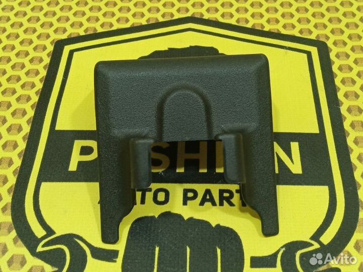 Заглушка полозьев сиденья Mitsubishi Eclipse Cross