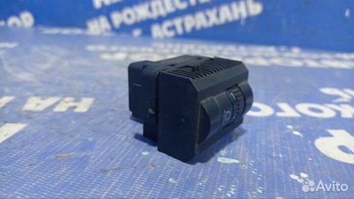 Кнопка корректора фар Volkswagen Polo 5 седан 2014