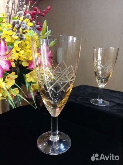 Фужеры цветное хрустальное стекло. хх век