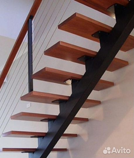 Каркас из метала Лестницы под Обшивку в Коттедж