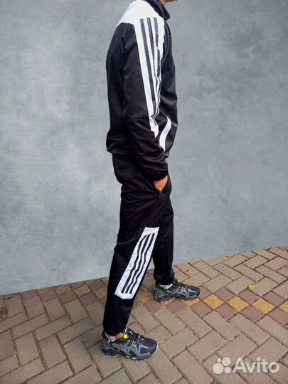 Спортивные костюмы Adidas