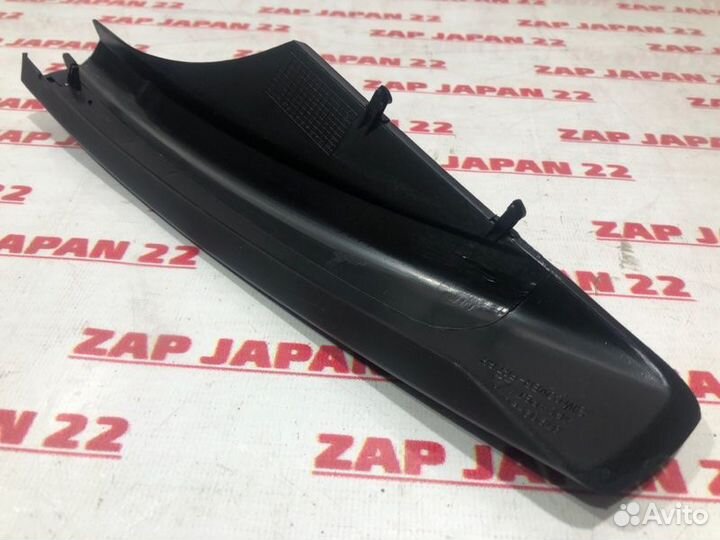 Крышка рейлинга передняя правая Hyundai