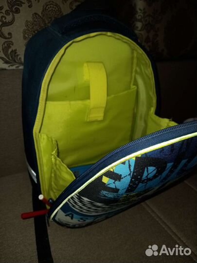 Школьный рюкзак