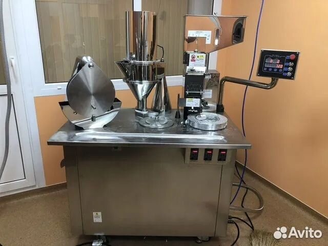 Полуавтоматический капсулятор наполнения капсул