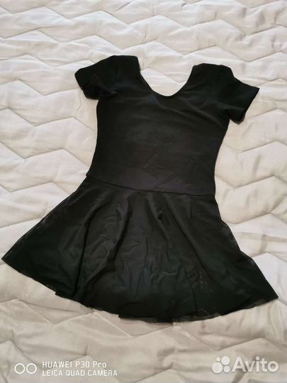 Гимнастический купальник с юбкой