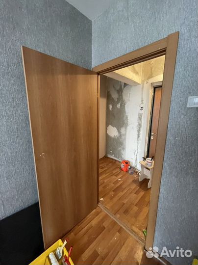 Двери межкомнатные на 80 3 шт Бу от застройщика