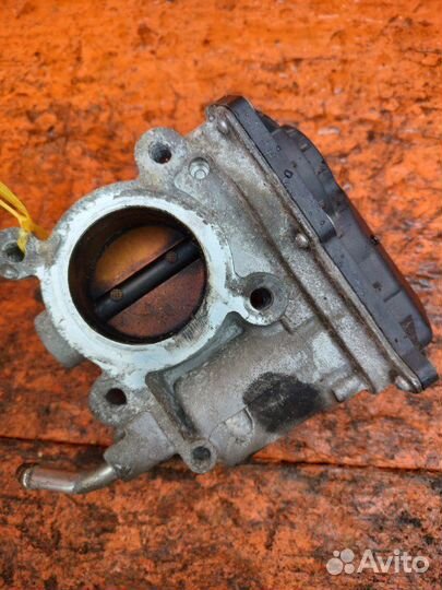 Дроссельная заслонка Mitsubishi Colt Z21A 4A90