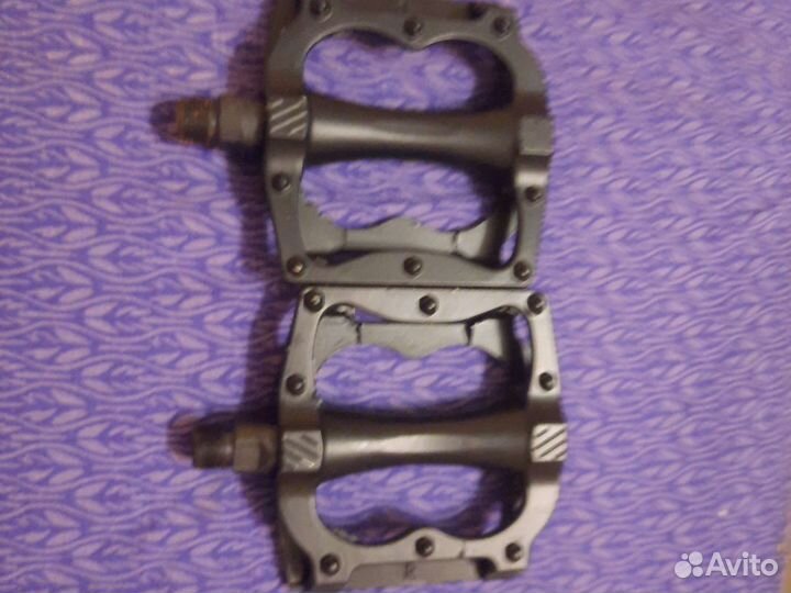 Педали для велосипеда