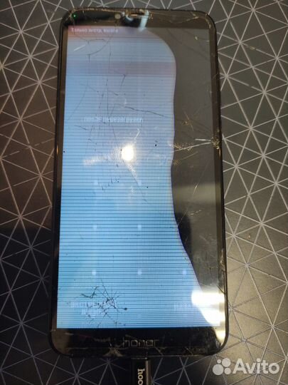 HUAWEI Y6 (2018), 2/16 ГБ